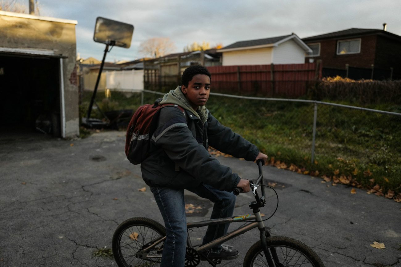 KIN (2018) – „Die Fantasie eines Außenseiters“ | Filmkritik